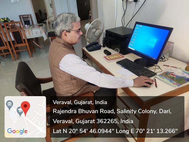 Hon. V.C. Sir use the computer @ Home Photo 1